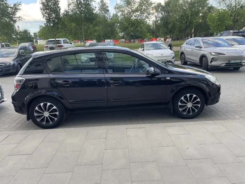 Opel Astra H