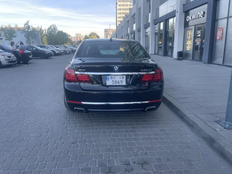 BMW 740Li