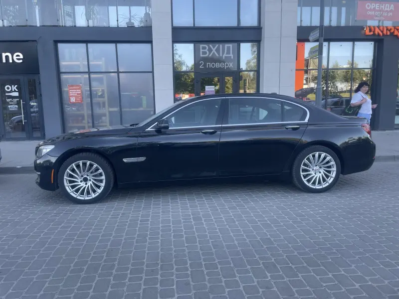 BMW 740Li